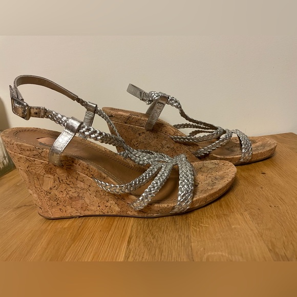 Gianni Bini wedge sandals - Picture 1 of 4